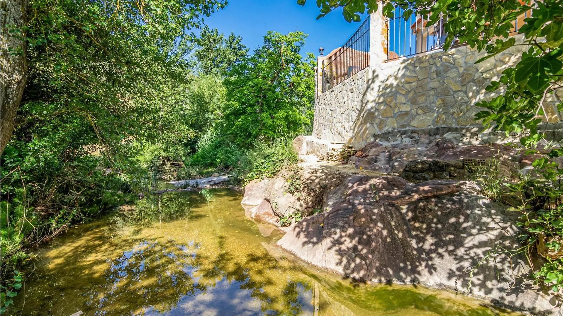 Holiday home Nice Home In Rute With Outdoor Swimming Pool
